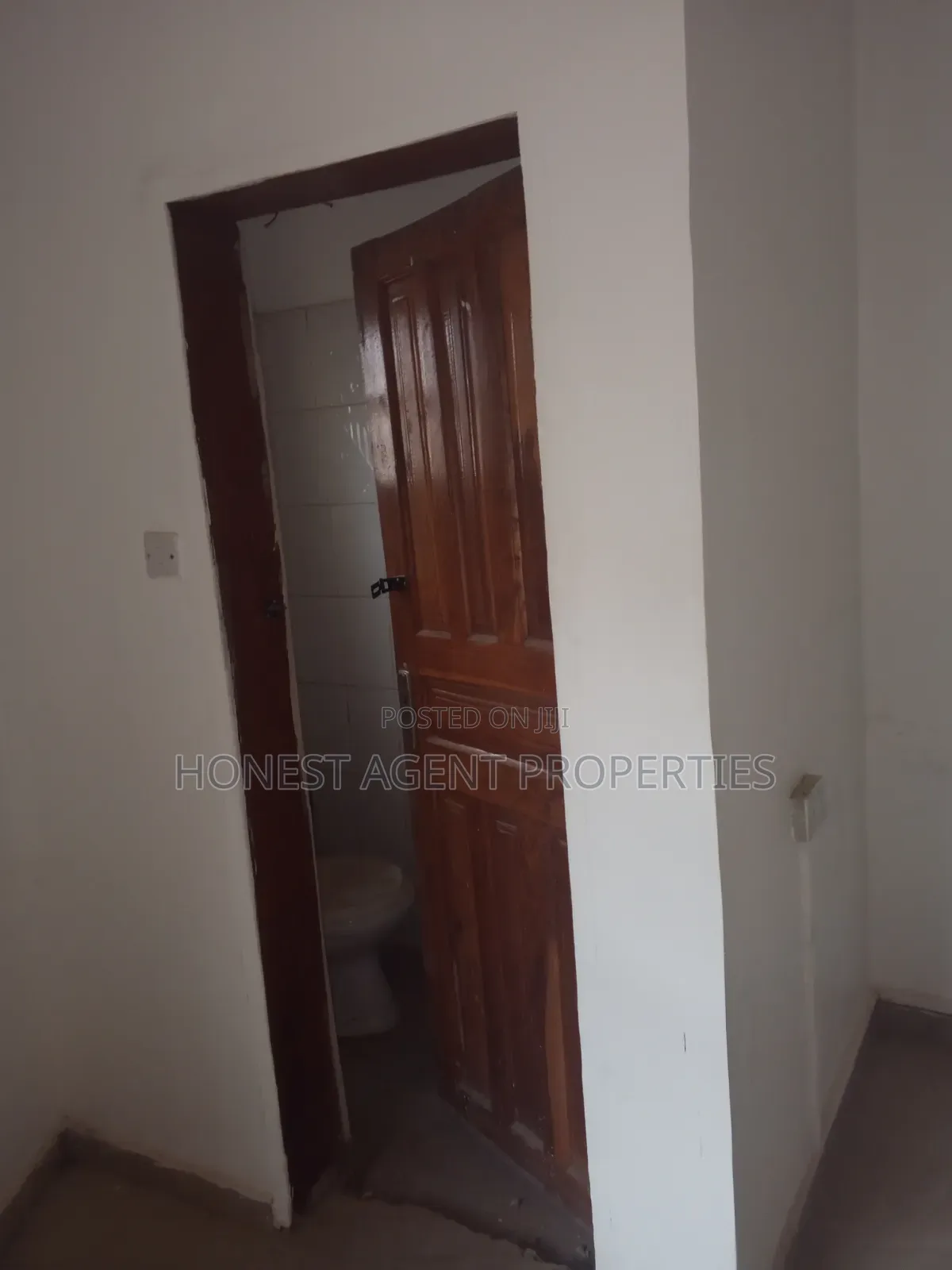 Shop Space for Rent at 2/2, Kubwa Abuja in Kubwa