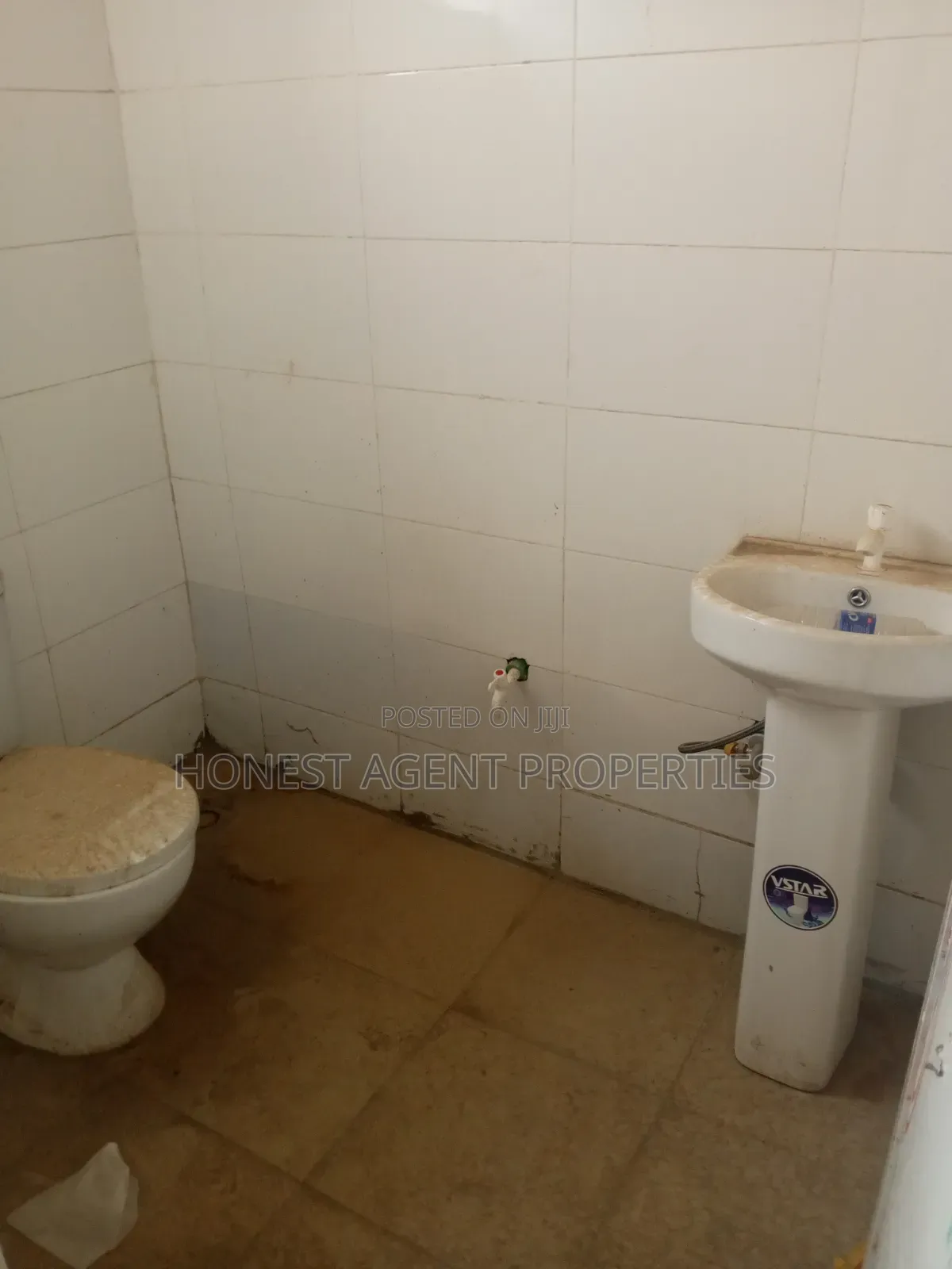 Shop Space for Rent at 2/2, Kubwa Abuja in Kubwa
