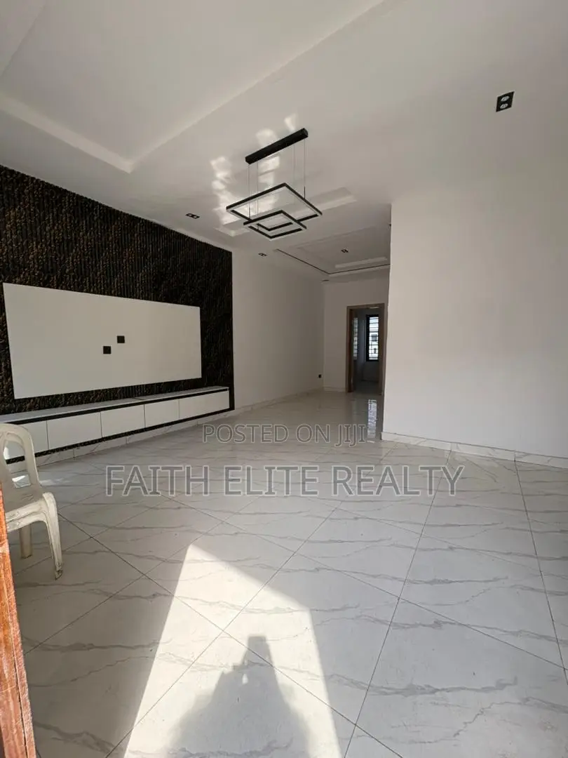 4bdrm Duplex in Abraham Adesanya for sale in Abraham Adesanya Estate