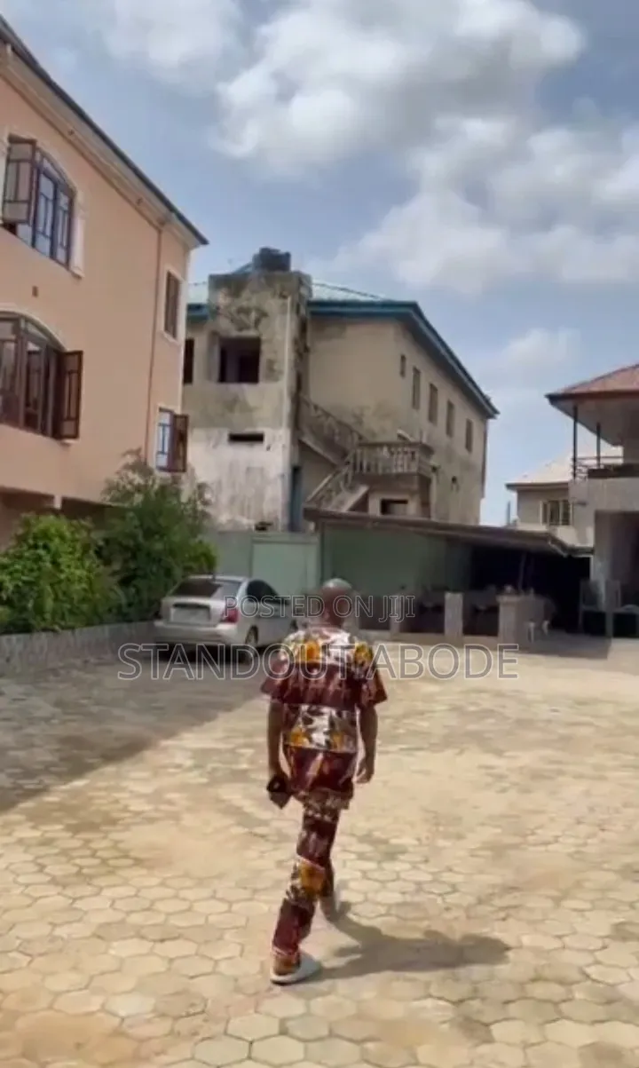 Urgent Sale 20 Rooms Active Hotel Urgently for Sale in Ewedogbon in Igando / Ikotun/Igando