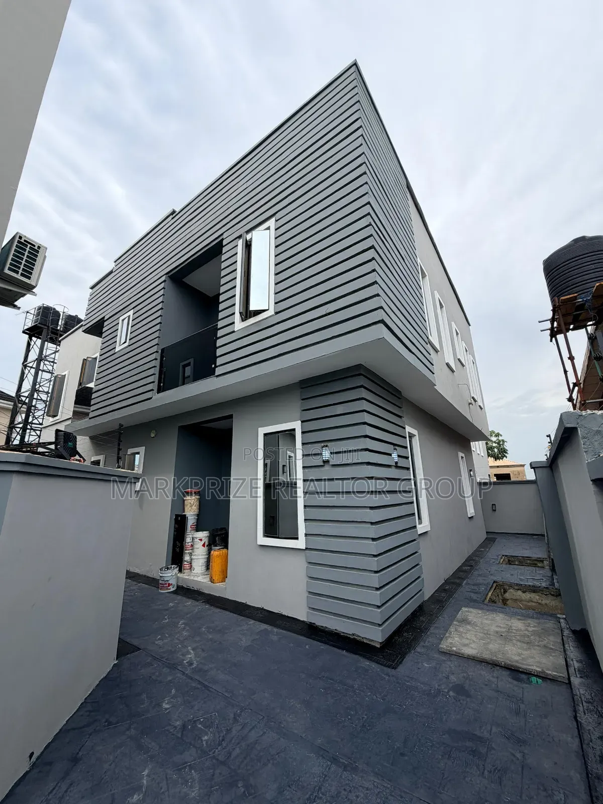 Furnished 4bdrm Duplex in Magodo Gra Phase 1 for sale in GRA Phase 1