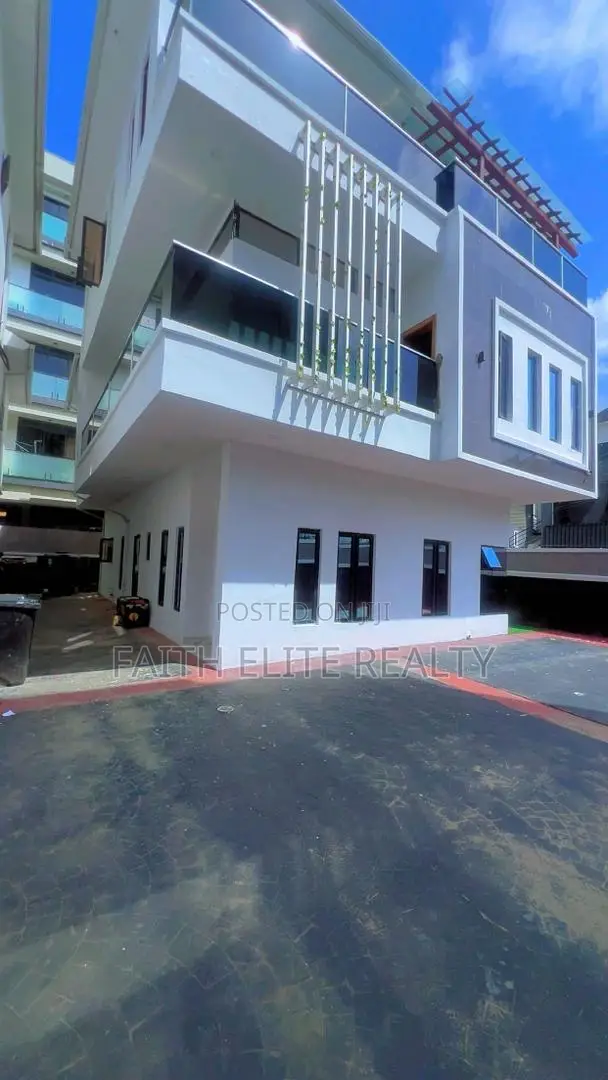 5bdrm Duplex in Ikate for rent in Ikate