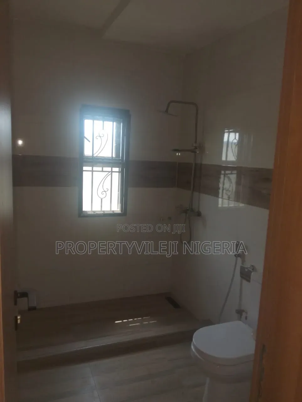 5bdrm Duplex in Guzape District for sale in Guzape District