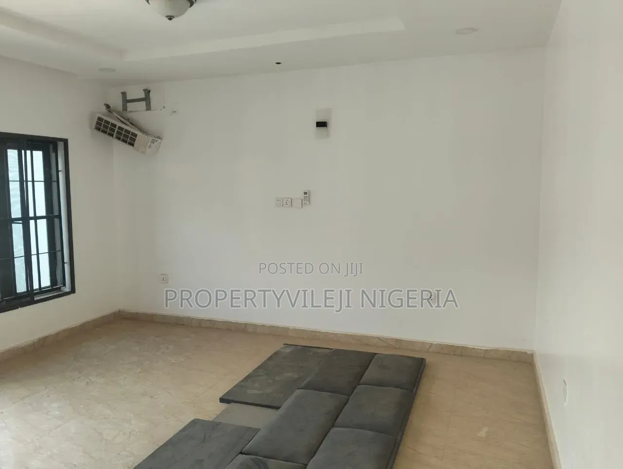 5bdrm Duplex in Guzape District for sale in Guzape District