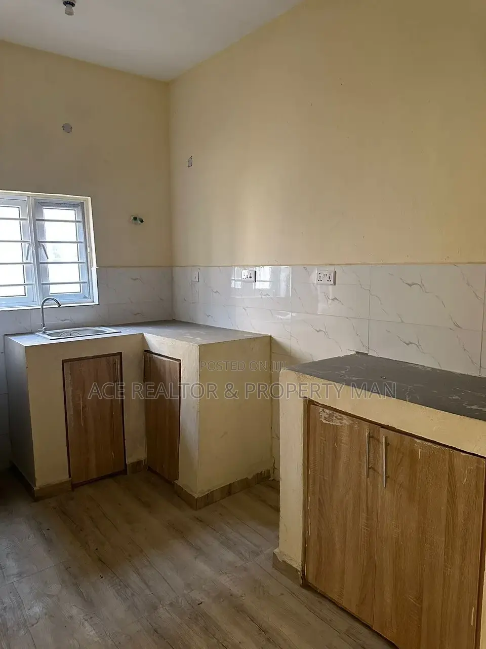 2bdrm Block of Flats in Army Villa Estate, Idu Industrial for sale in Idu Industrial