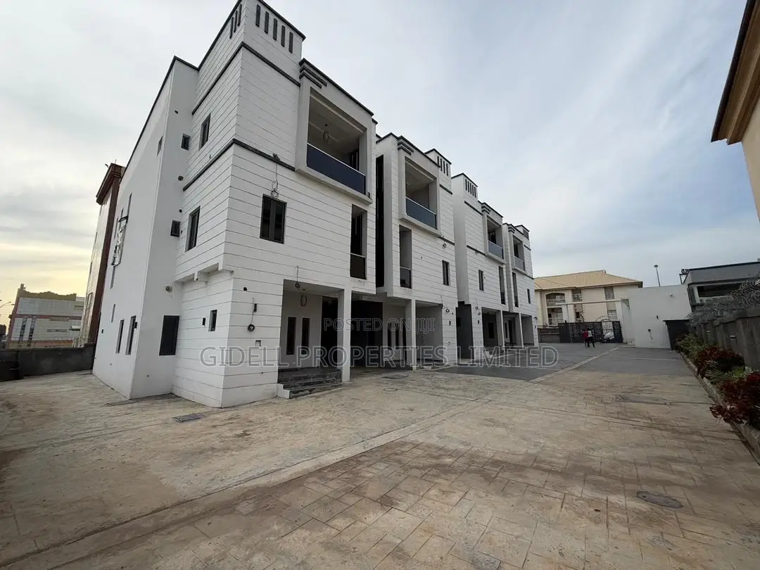 5bdrm Townhouse / Terrace in Wuye for rent in Wuye