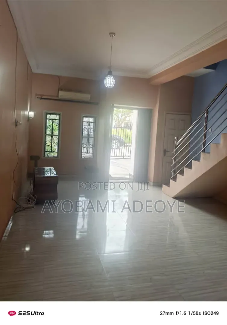 3bdrm Duplex in Amity, Sangotedo for rent in Sangotedo