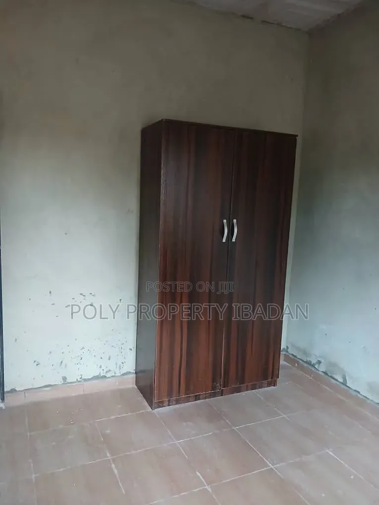 2bdrm House in Akala Express, Akobo for rent in Akobo