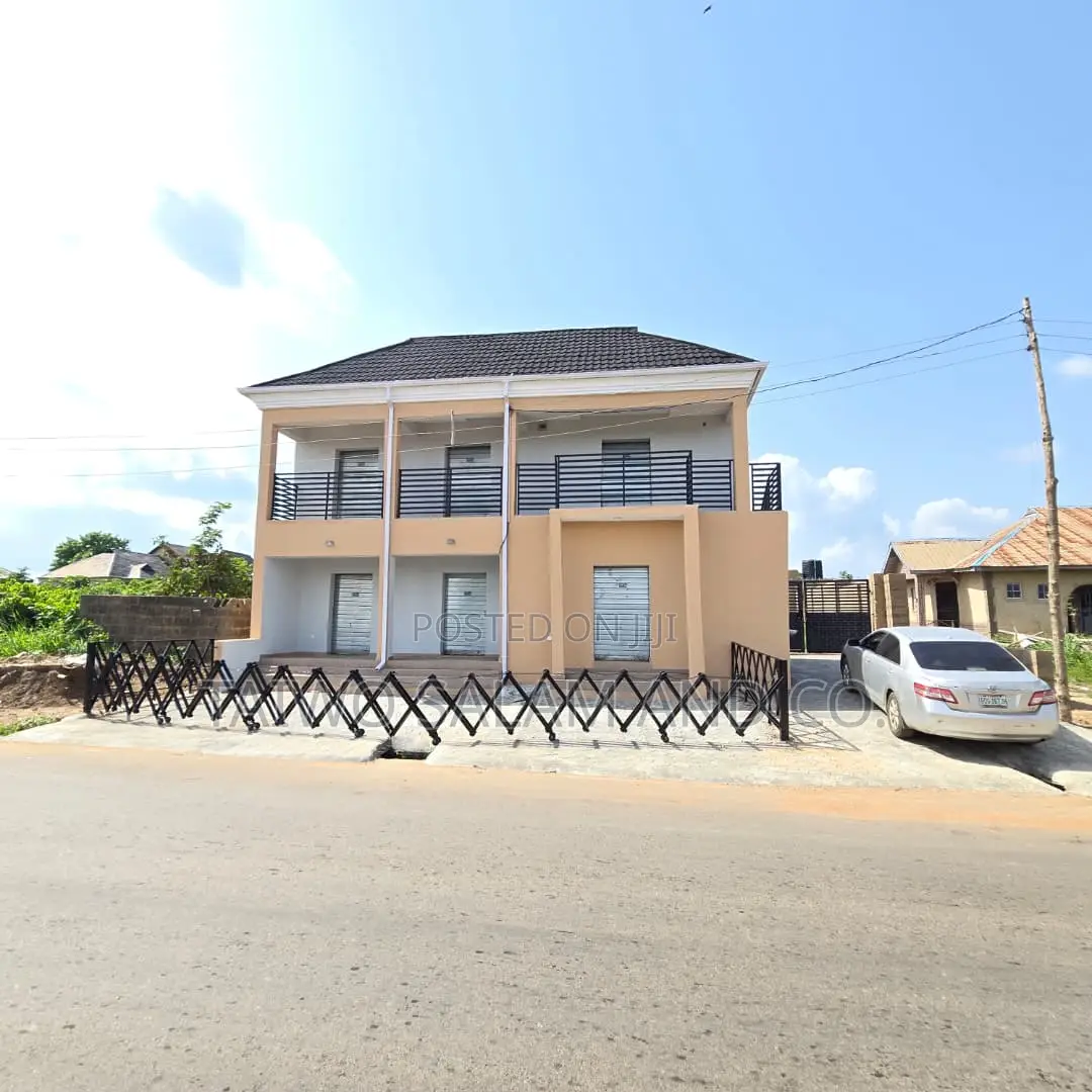 A Shop Space in Lagelu