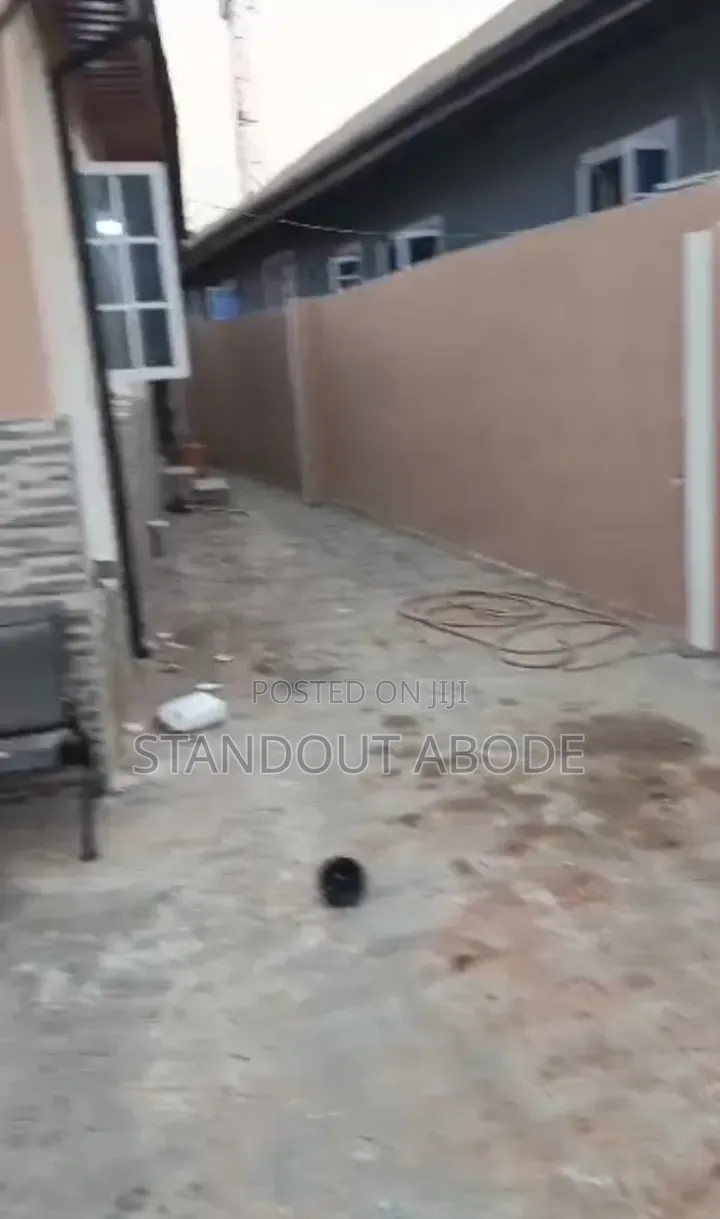 4bdrm Bungalow in Peace Estate, Iyana Ipaja for sale in Iyana Ipaja