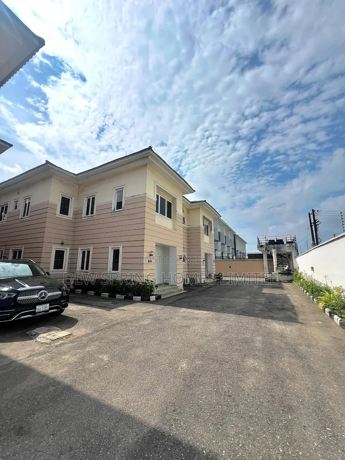 4bdrm Duplex in Lekki Phase 1 for rent in Lekki Phase 1
