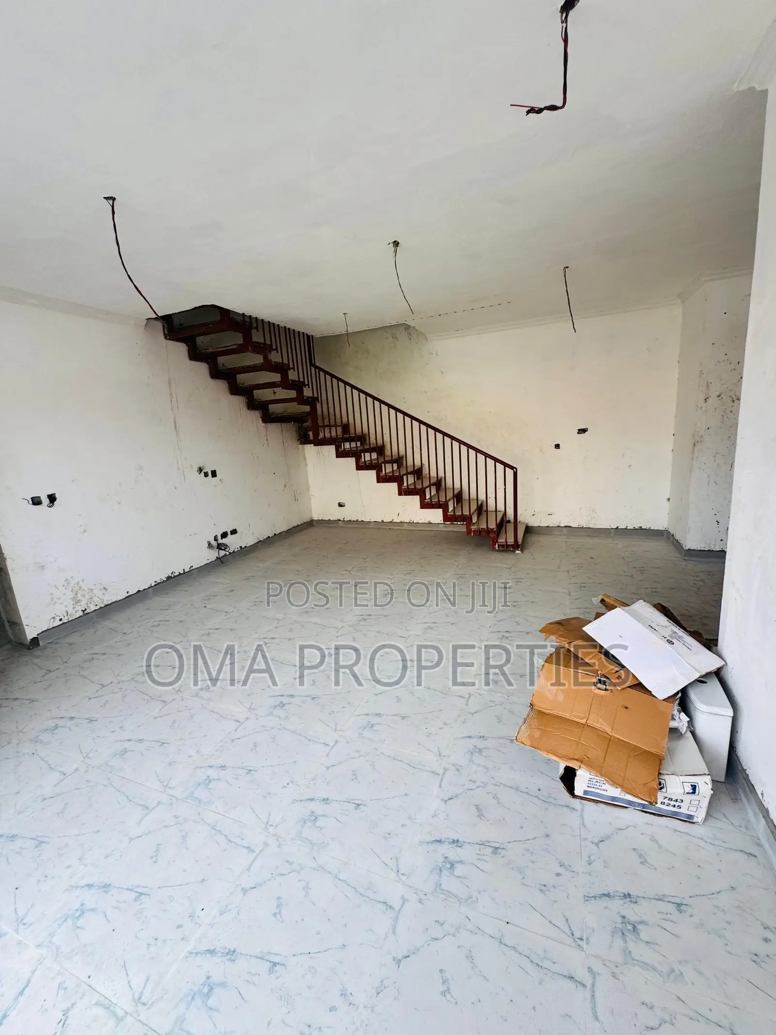 Furnished 3bdrm Apartment in Yaba for sale in Yaba
