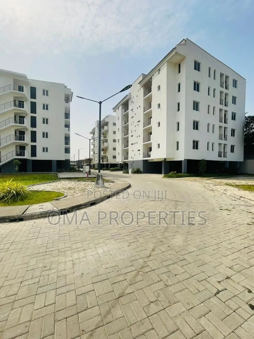 Furnished 4bdrm Apartment in Ilupeju for sale in Ilupeju
