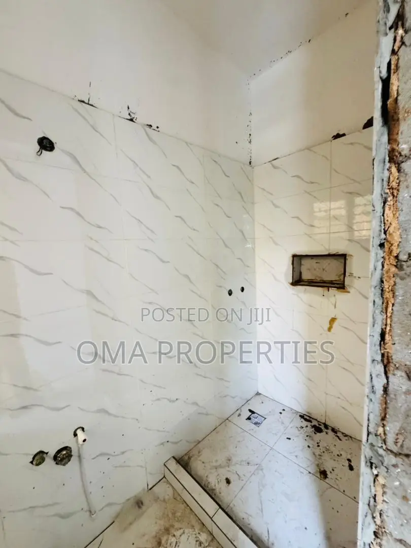 3bdrm House in Yaba for sale in Yaba