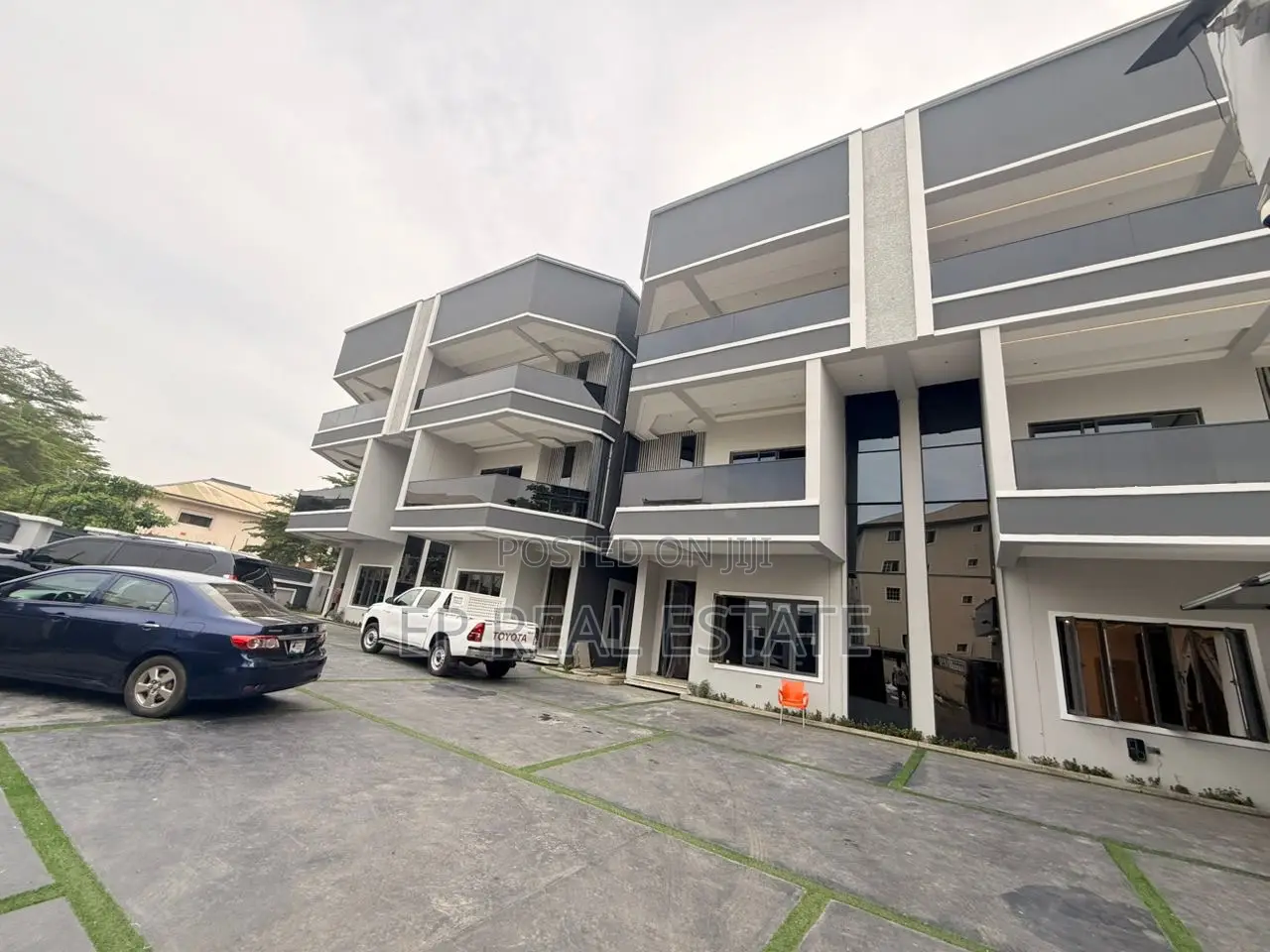 4bdrm Duplex in Utako for sale in Utako