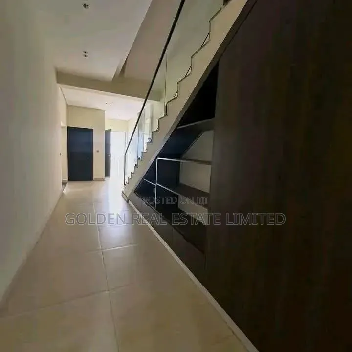 5bdrm Duplex in Katampe Extension for sale in Katampe Extension