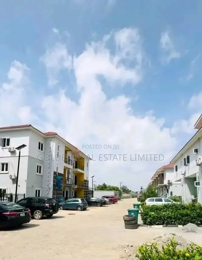 2bdrm Block of Flats in Idu Industrial for sale in Idu Industrial