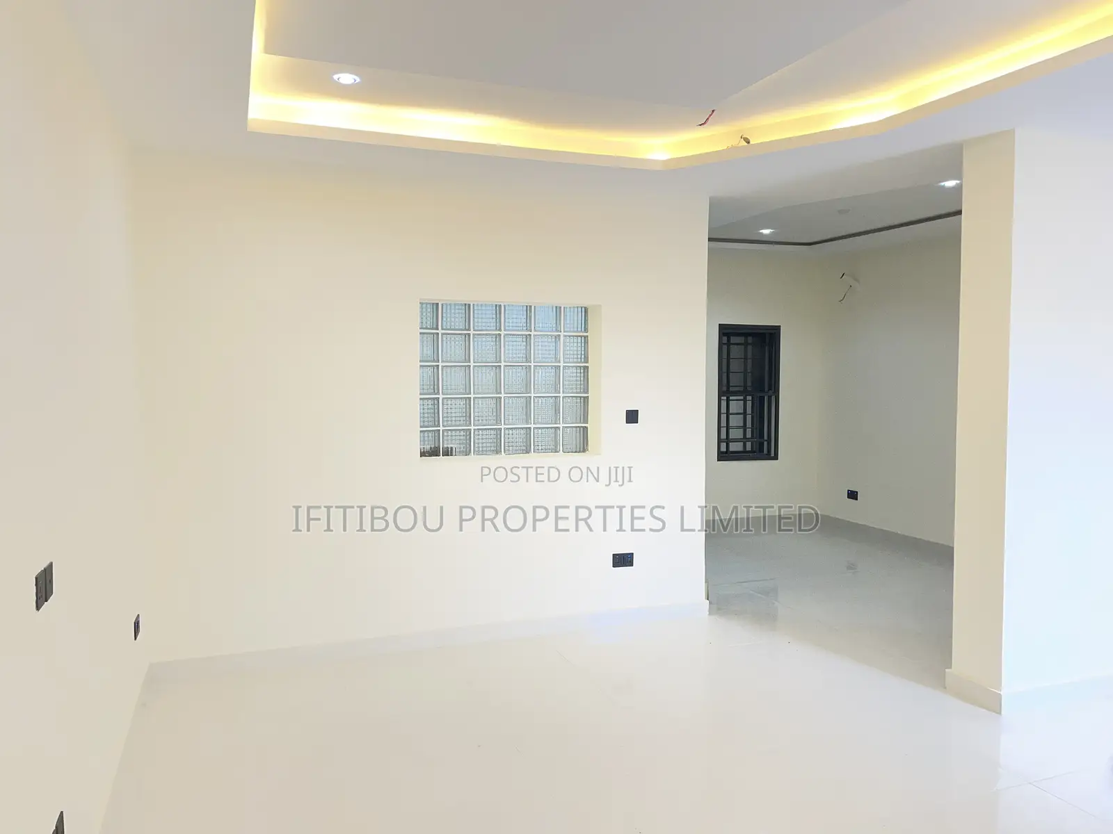4bdrm Townhouse/Terrace in Din Estate, Guzape District for sale in Guzape District