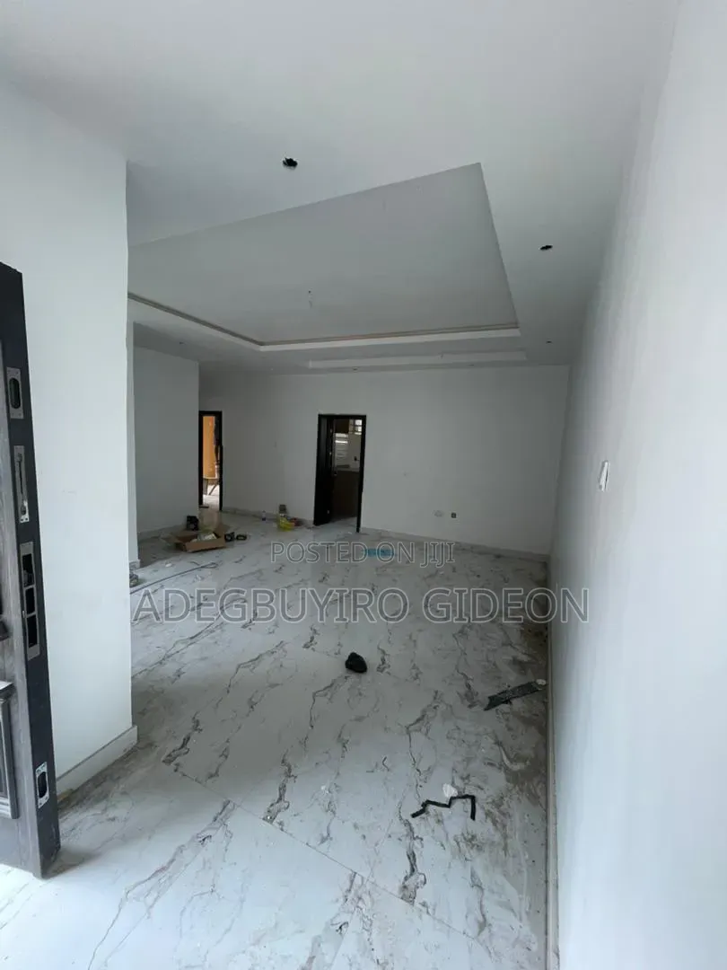 2bdrm Block of Flats in Thomas Estate for rent in Thomas Estate