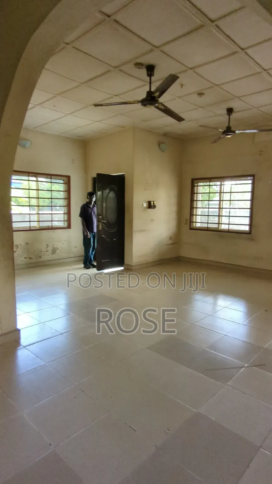 3bdrm Bungalow in Oron Road, Uyo for sale in Uyo