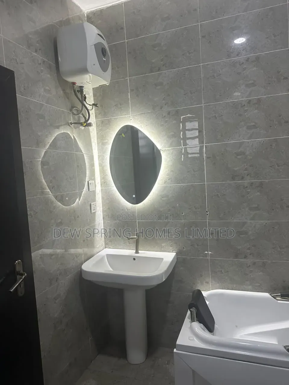 5bdrm Duplex in Salem, Ikate for rent in Ikate