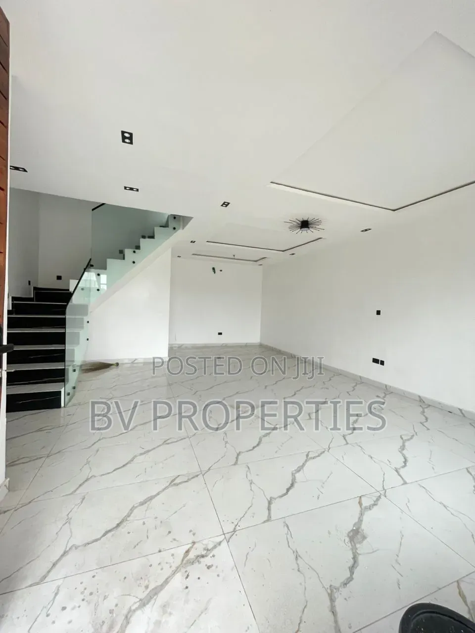 3bdrm Duplex in Lekki Phase 2 for rent in Lekki Phase 2