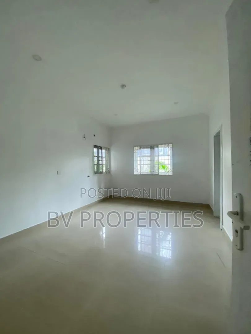 3bdrm Apartment in Lekki Phase 1 for rent in Lekki Phase 1