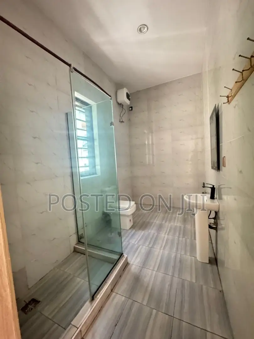 4bdrm Duplex in Before The Orchid, Lekki Phase 2 for rent in Lekki Phase 2