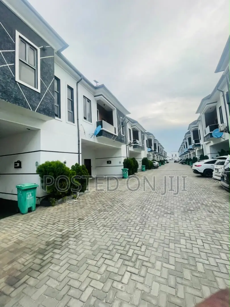 4bdrm Duplex in Orchid Before The, Lekki Phase 2 for rent in Lekki Phase 2
