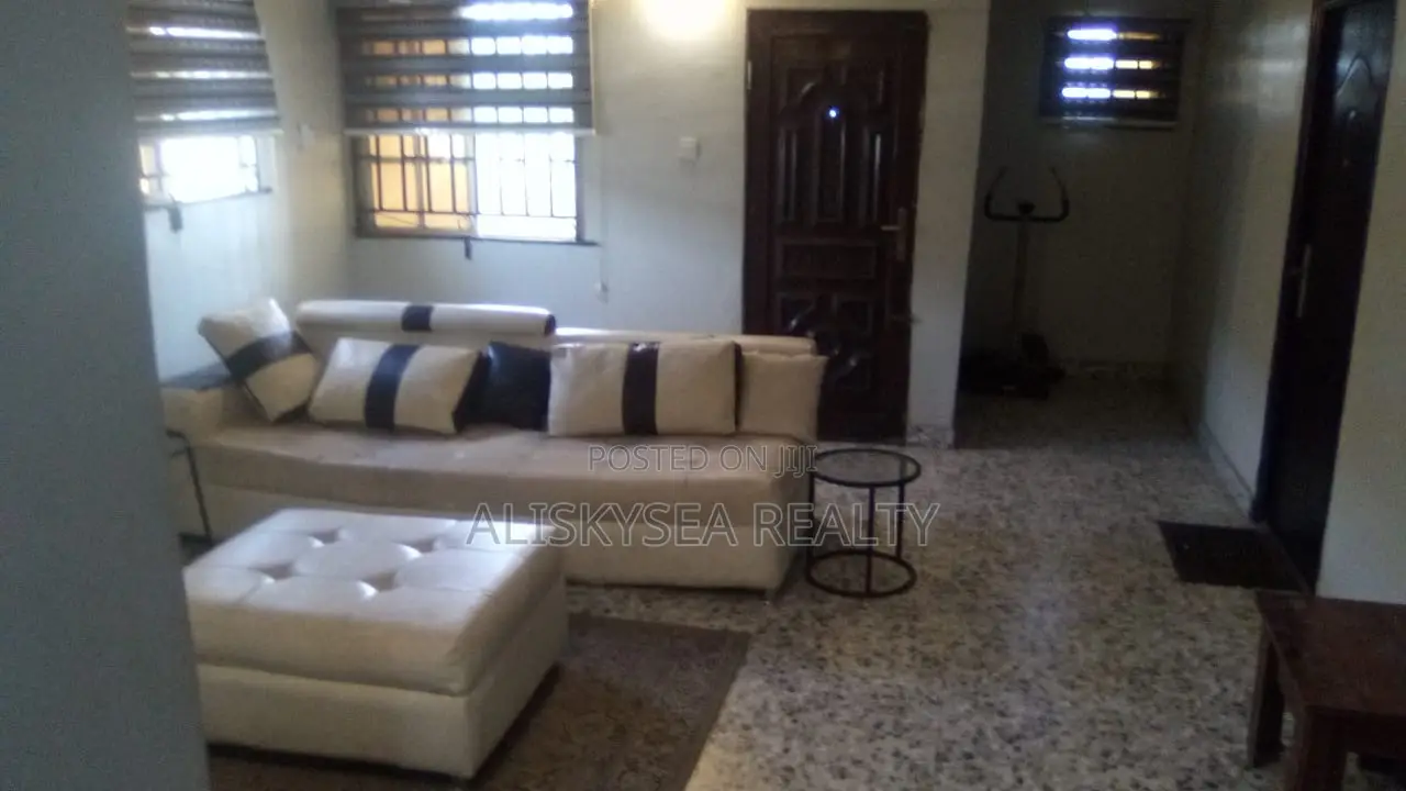 1bedroom Shortlet in Mayfair Garden Awoyaya in Awoyaya