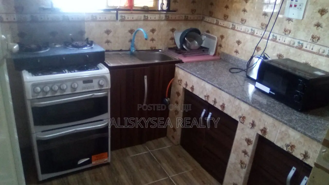 1bedroom Shortlet in Mayfair Garden Awoyaya in Awoyaya