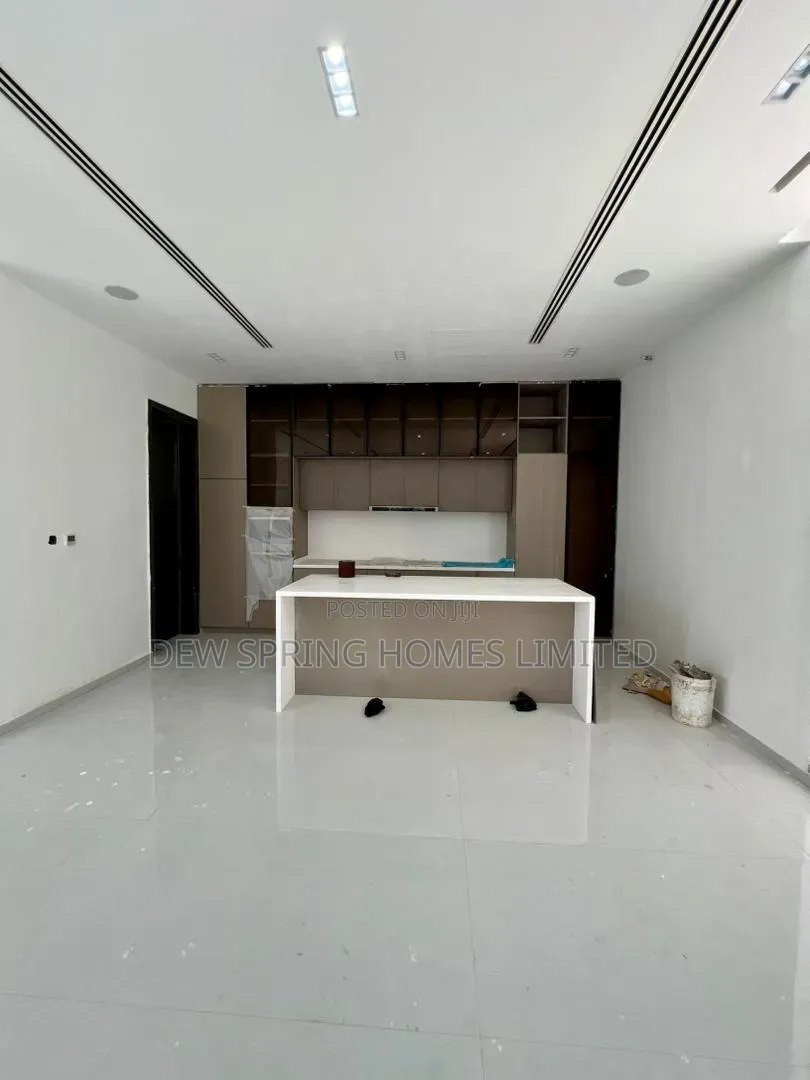5bdrm Duplex in Ikoyi for sale in Old Ikoyi