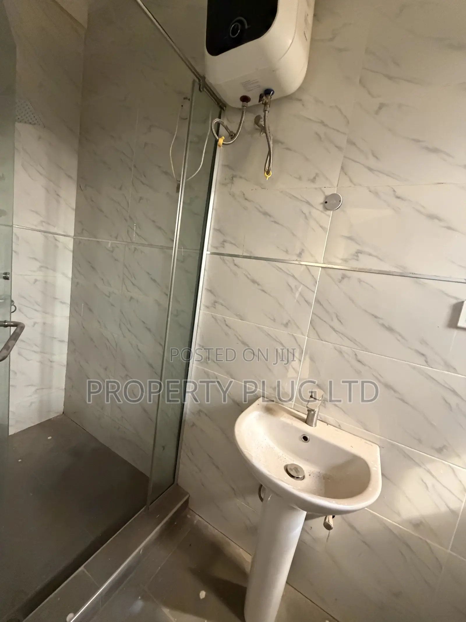 4bdrm Duplex in Idu for rent in Idu