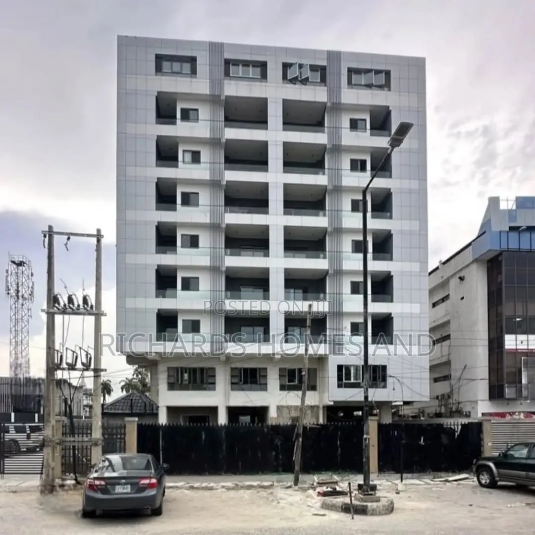 3bdrm Apartment in Kofo Abayomi for rent in Kofo Abayomi