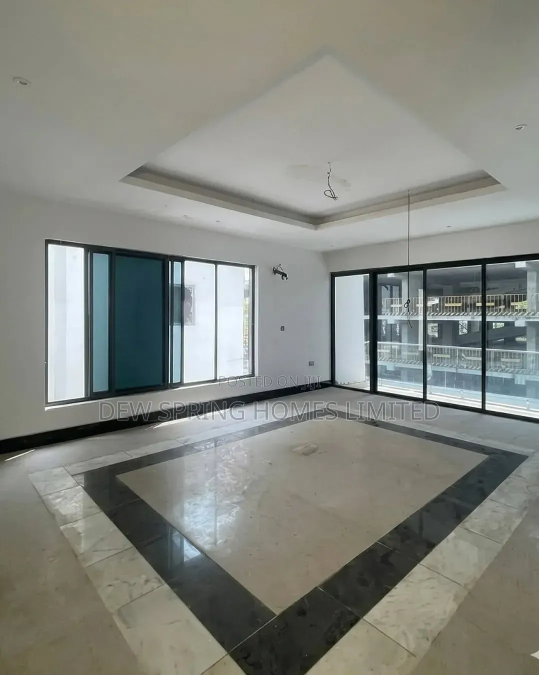 5bdrm Duplex in Banana Island for sale in Banana Island