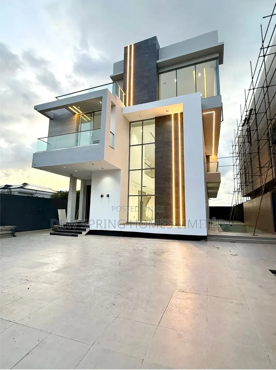 5bdrm Duplex in Ikoyi for sale in Old Ikoyi