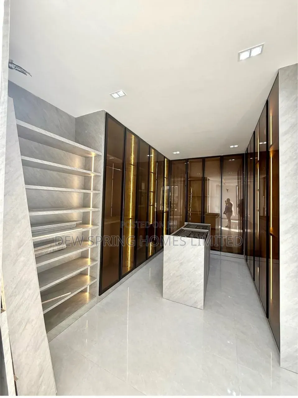 5bdrm Duplex in Ikoyi for sale in Old Ikoyi