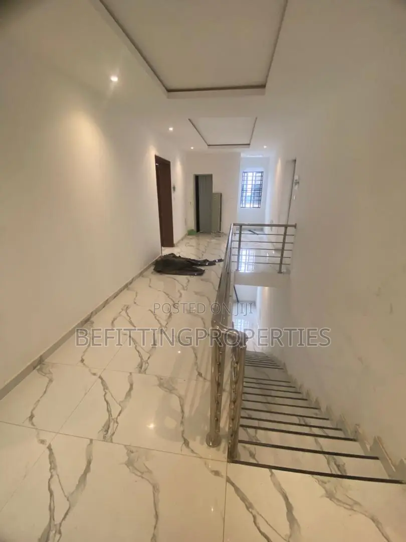4bdrm Duplex in Ikeja for sale in Ikeja