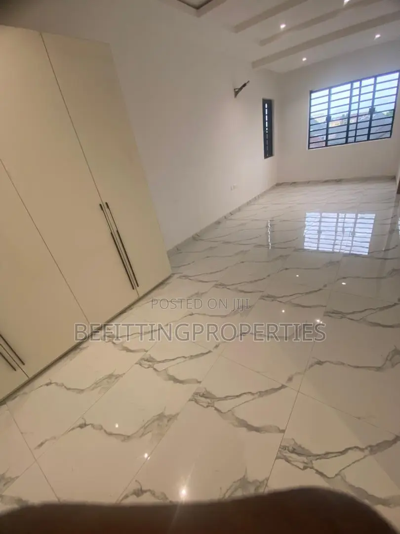 4bdrm Duplex in Ikeja for sale in Ikeja