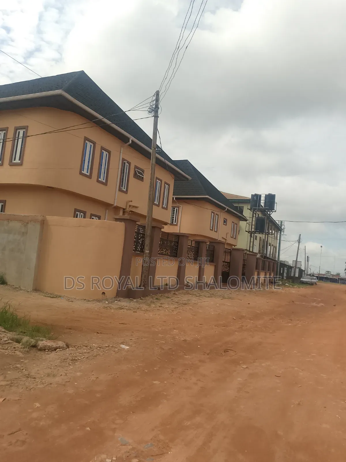 3bdrm Block of Flats in Benin City for sale in Benin City
