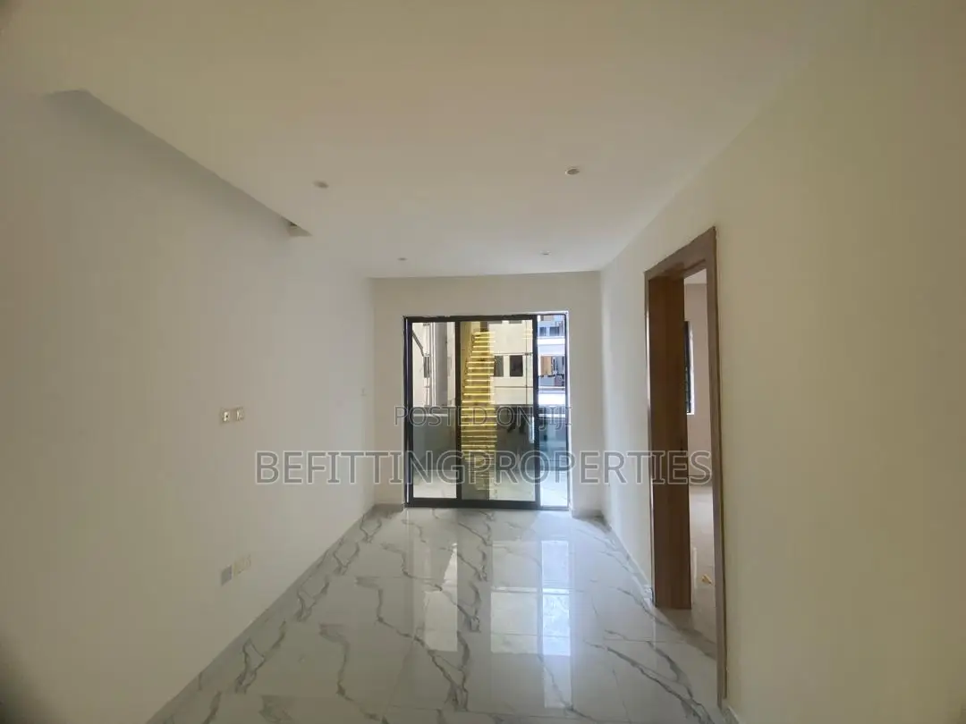 4bdrm Duplex in Ikeja for sale in Ikeja