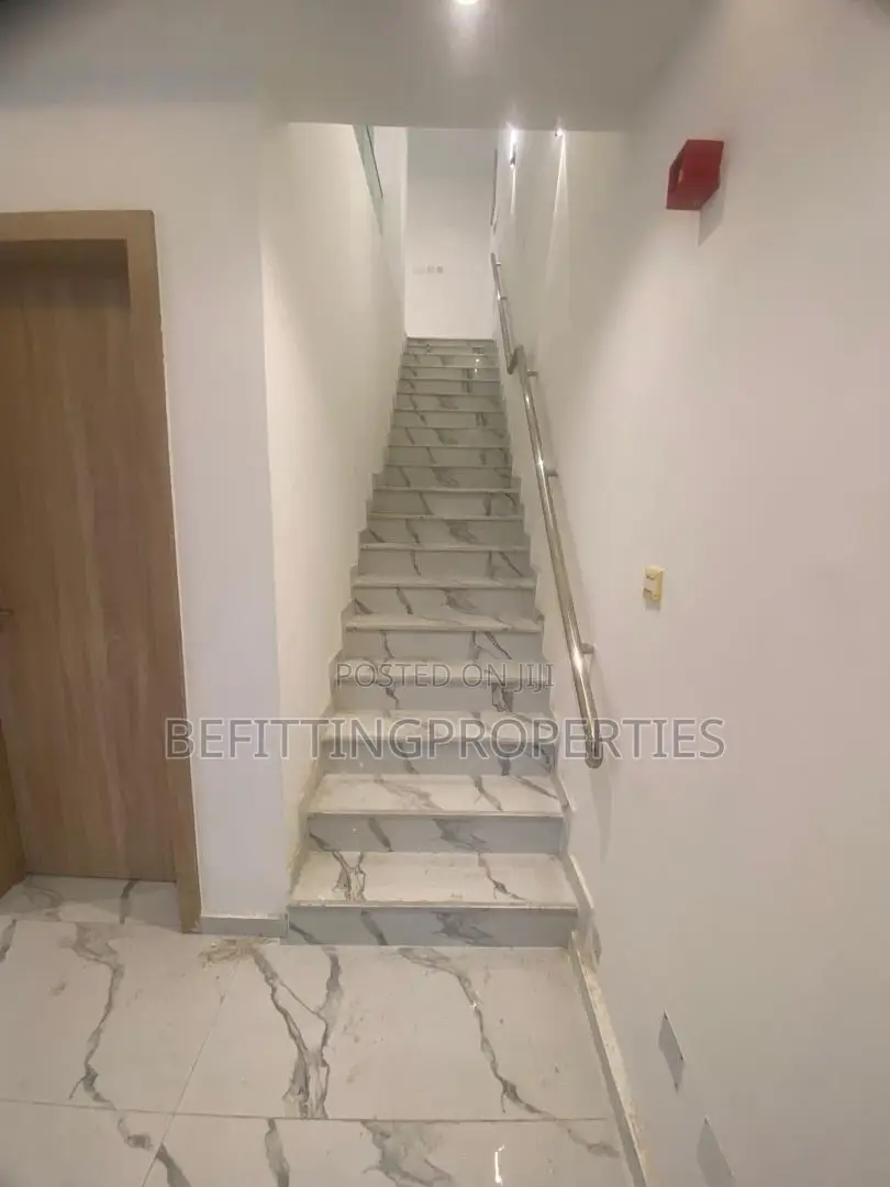 4bdrm Duplex in Ikeja for sale in Ikeja
