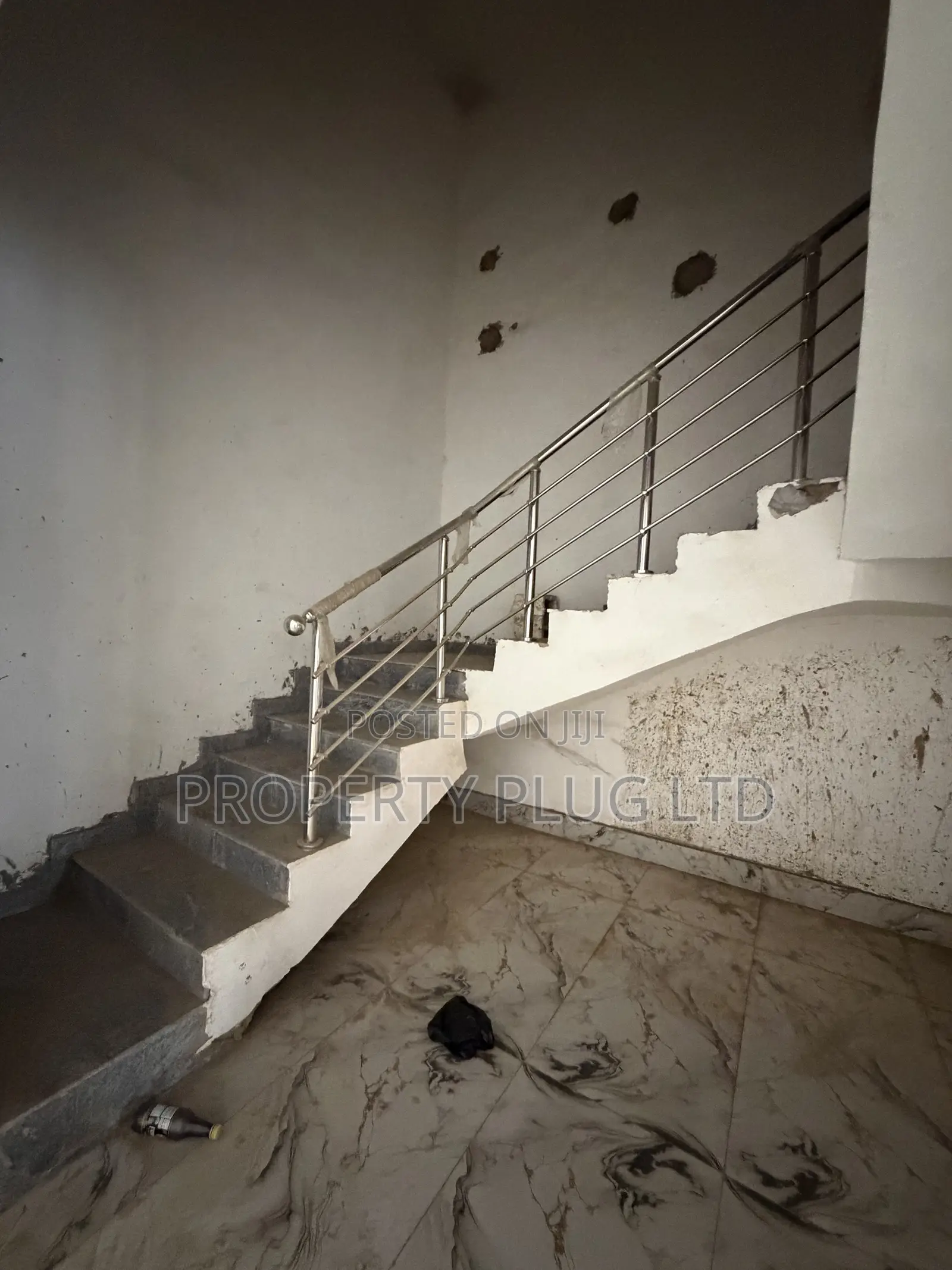 3bdrm Townhouse/Terrace in Idu for sale in Idu