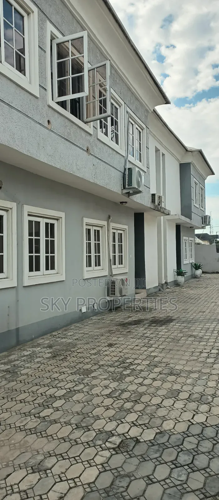 5bdrm Duplex in Furo Ezimora Estate, Lekki Phase 1 for rent in Lekki Phase 1