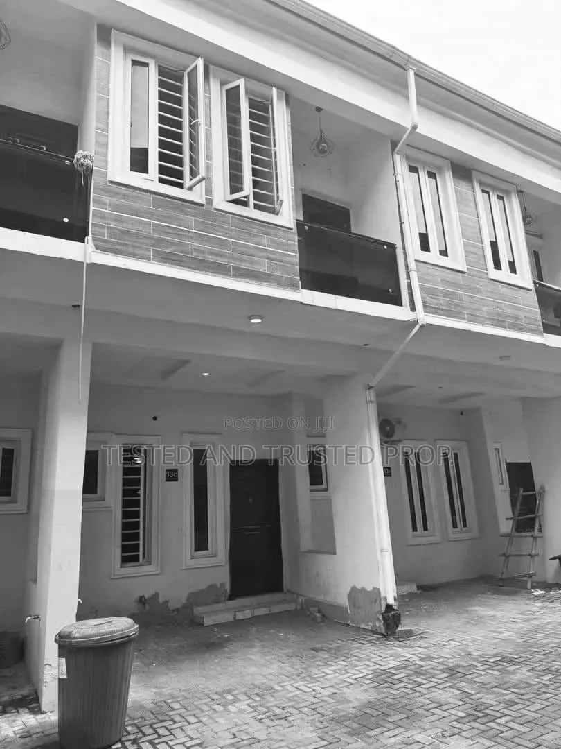 3bdrm Townhouse / Terrace in Harris Drive, Ikota for rent in Ikota