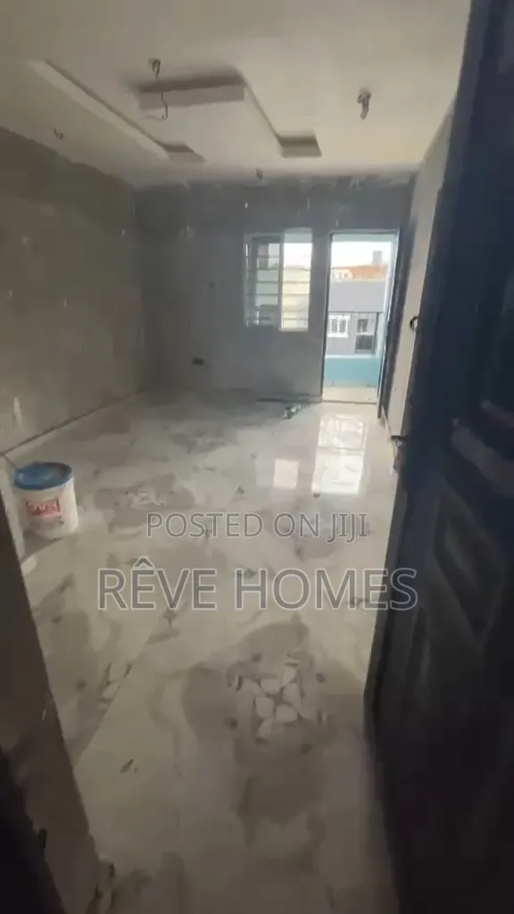 Mini Flat in Obanikoro for rent in Obanikoro