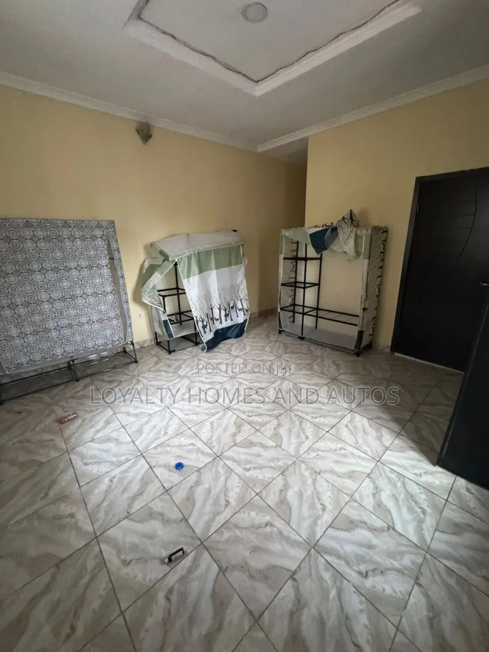 4bdrm Duplex in Allen Avenue for rent in Allen Avenue