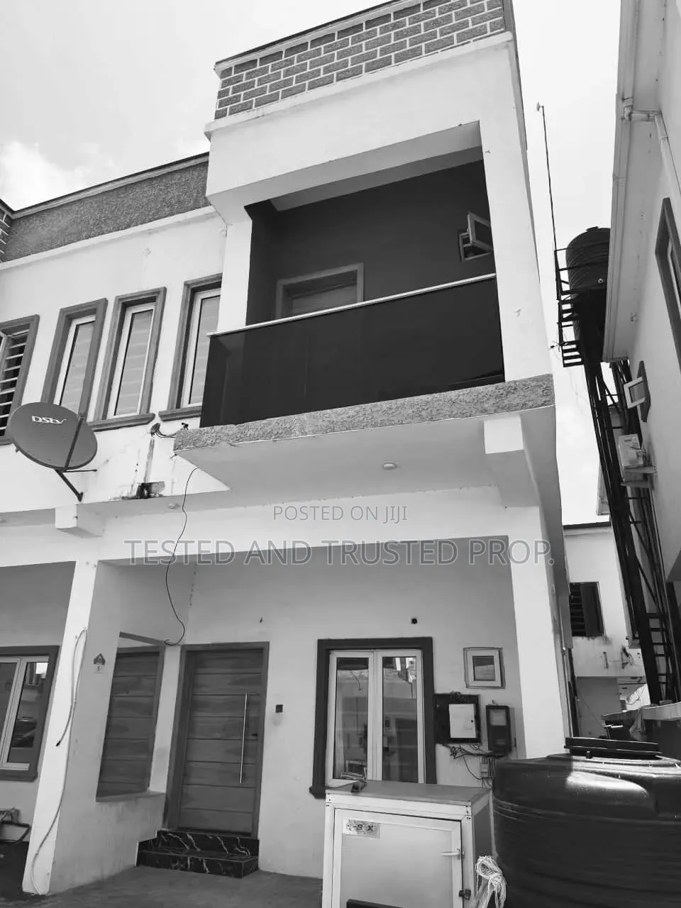 3bdrm Duplex in Ikota Gra for rent in Ikota