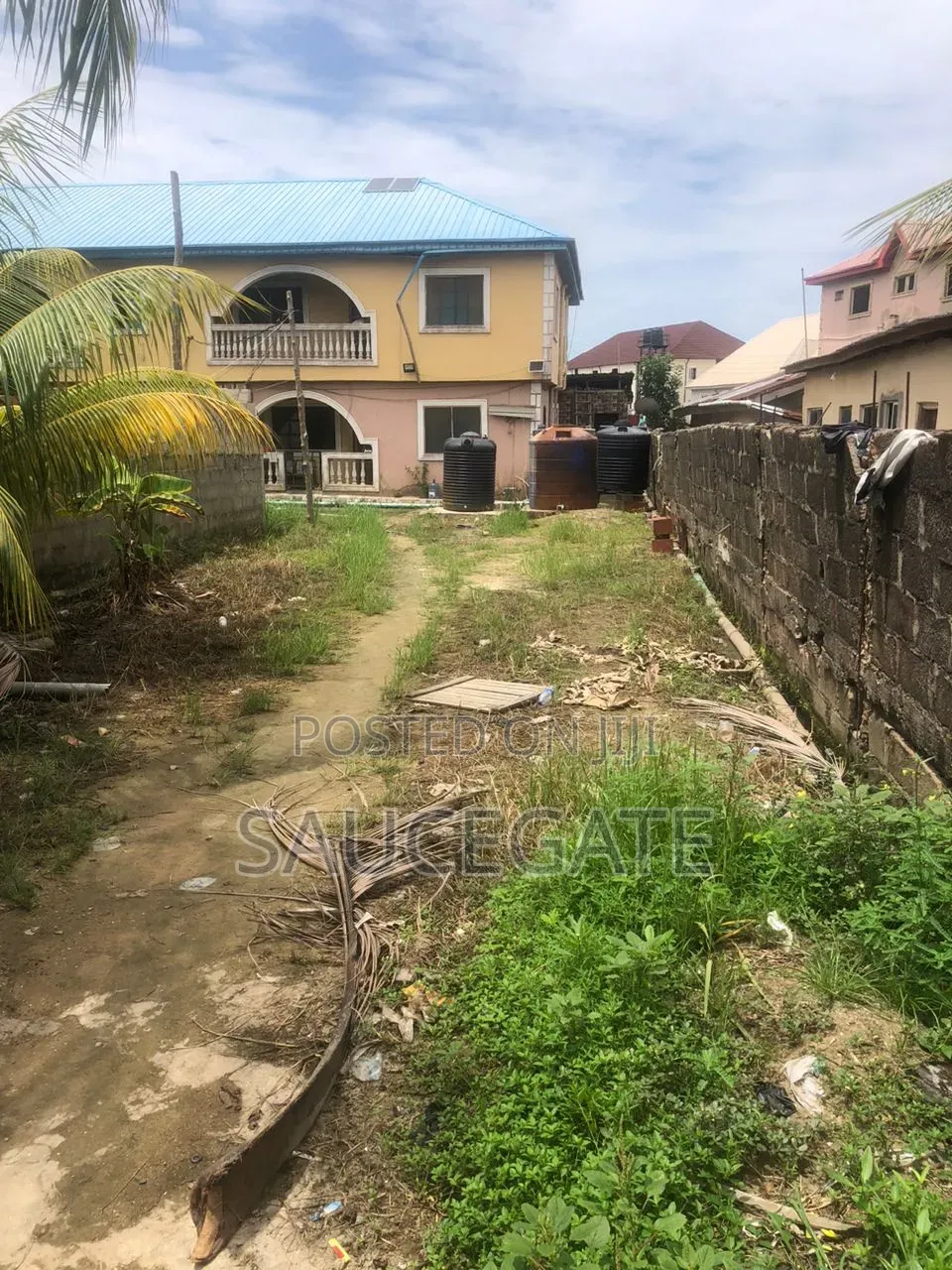 2bdrm Block of Flats in Satellite Town for sale in Satellite Town