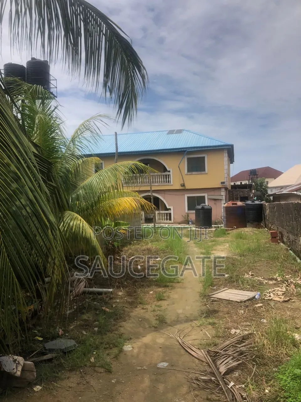 2bdrm Block of Flats in Satellite Town for sale in Satellite Town